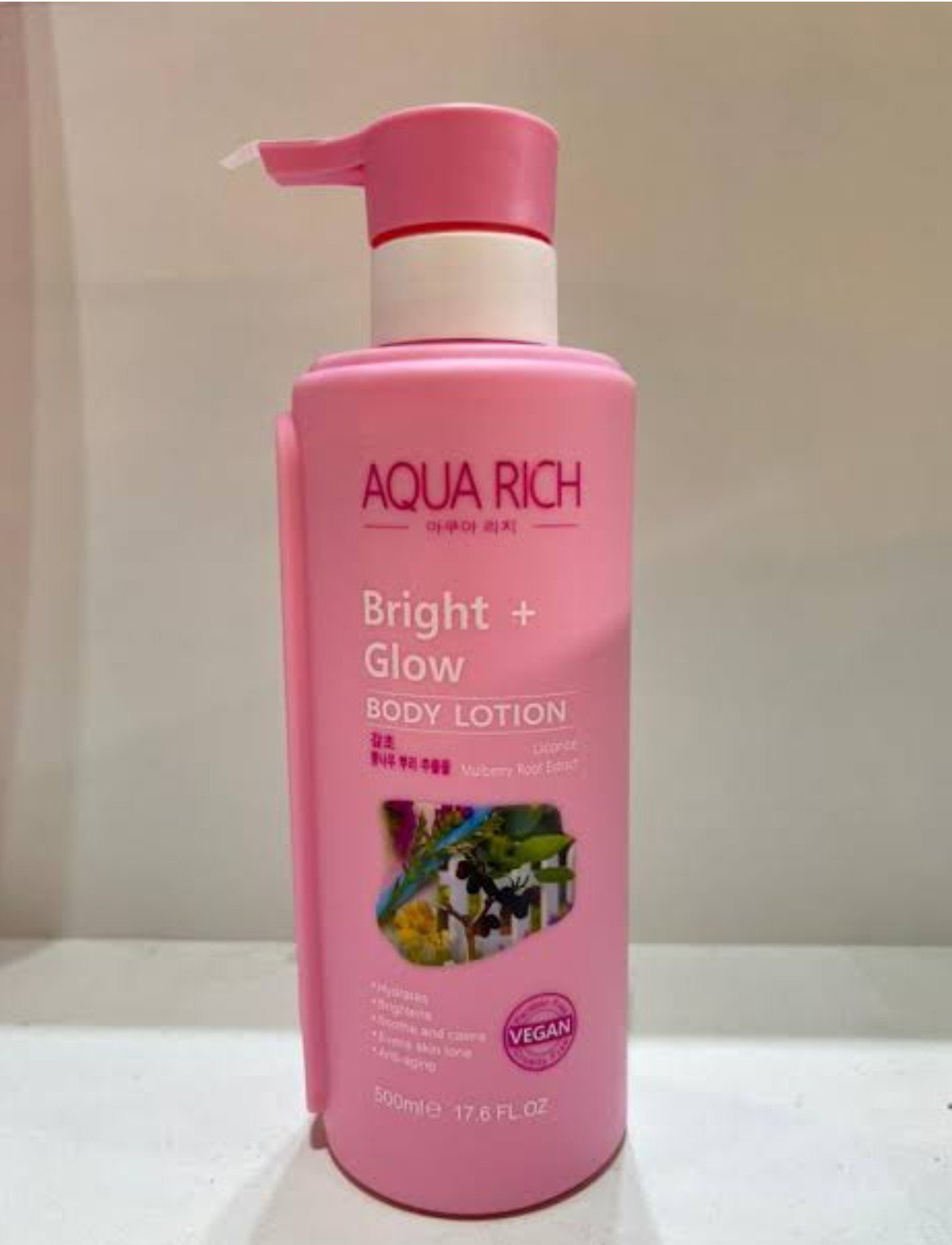 AQUA RICH Bright + Glow Body Lotion (Licorice Mulberry Root Extract) 500ml